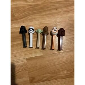 Star‎ Wars pez dispensers lot